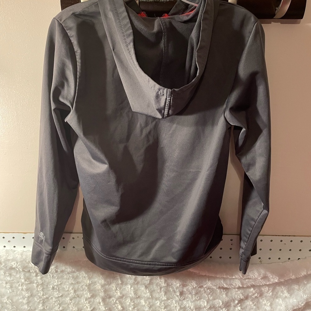 PREVIOUSLY OWNED GREAT CONDITION WOMEN’S STARTER ZIP UP HOODIE GRAY AND RED L - Picture 6 of 14